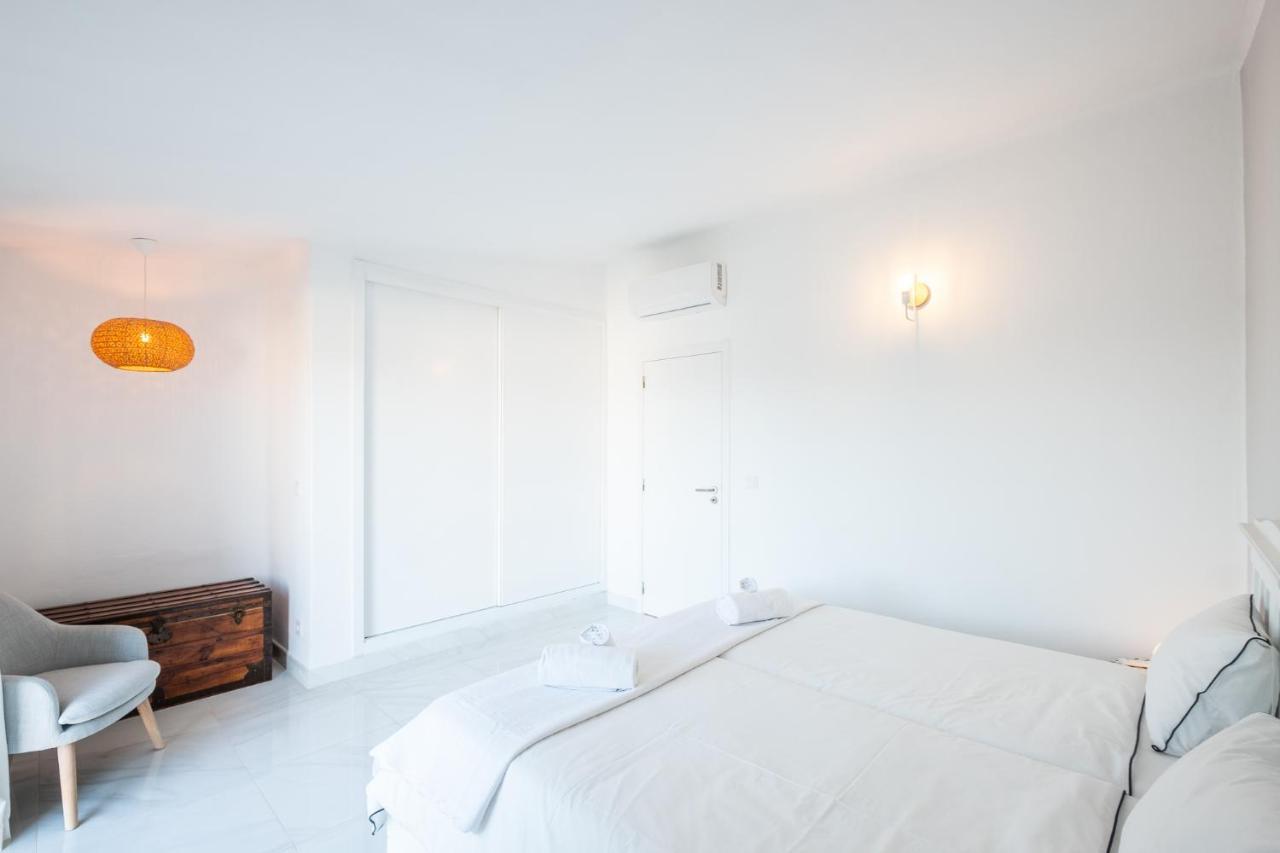 Beach Praia - Sleep 5 - Pool - Free Wi-Fi - Air Con Albufeira Ngoại thất bức ảnh